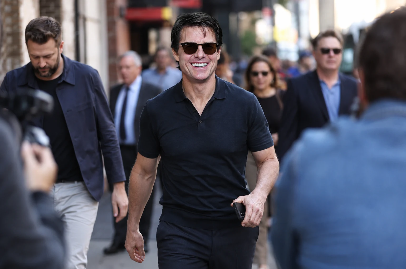 tom cruise middle tooth